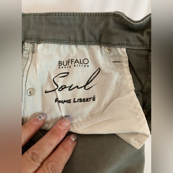 Buffalo jeans 31 waist 25 length unfinished edges - Picture 9 of 9